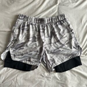 Youngla Shorts w/ Liner M/L